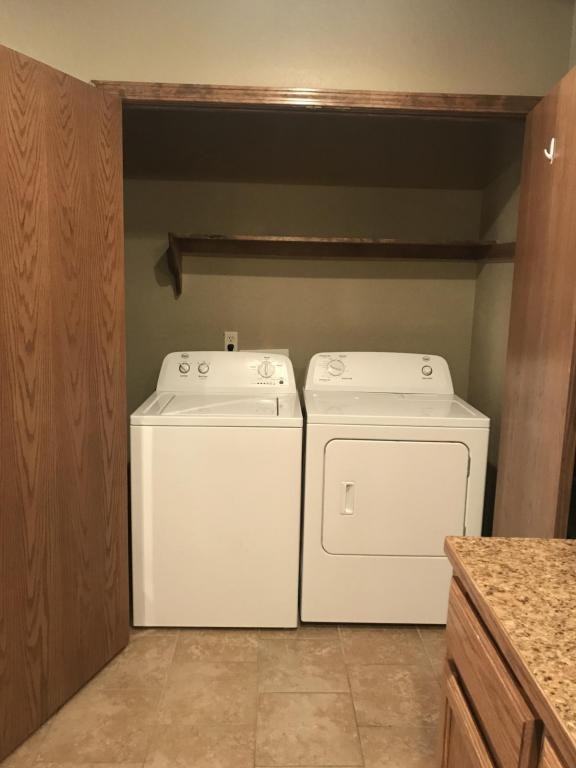 1510 N Kennedy Ln - Photo 5 of 16