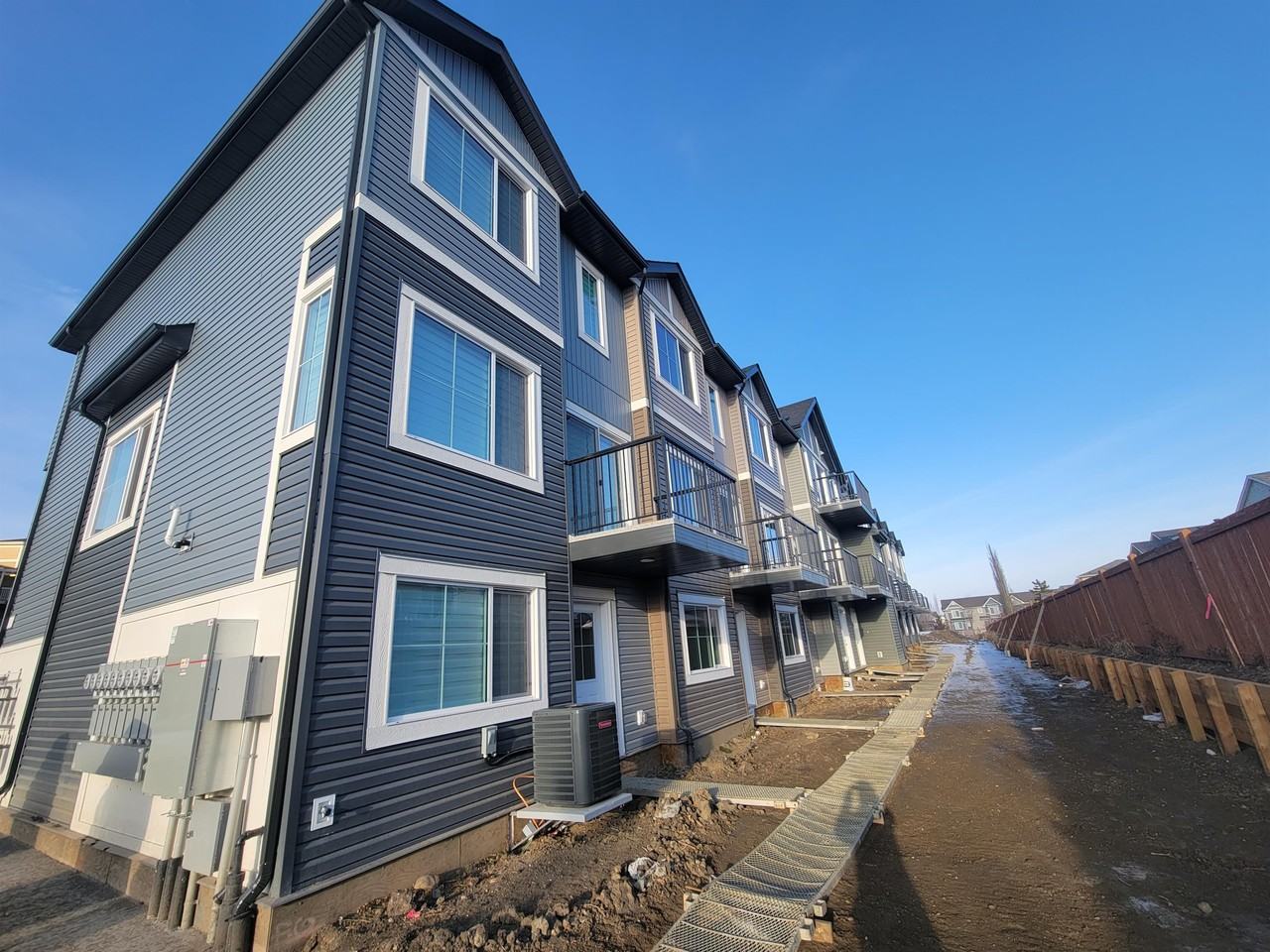 Houses for Rent in Clareview Town Centre, Edmonton, AB 25 Rental