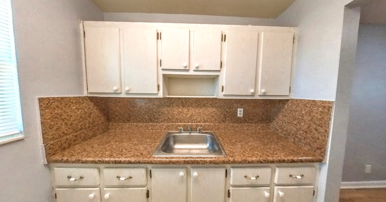 2301 Se 4th St #1 - Photo 2 of 22