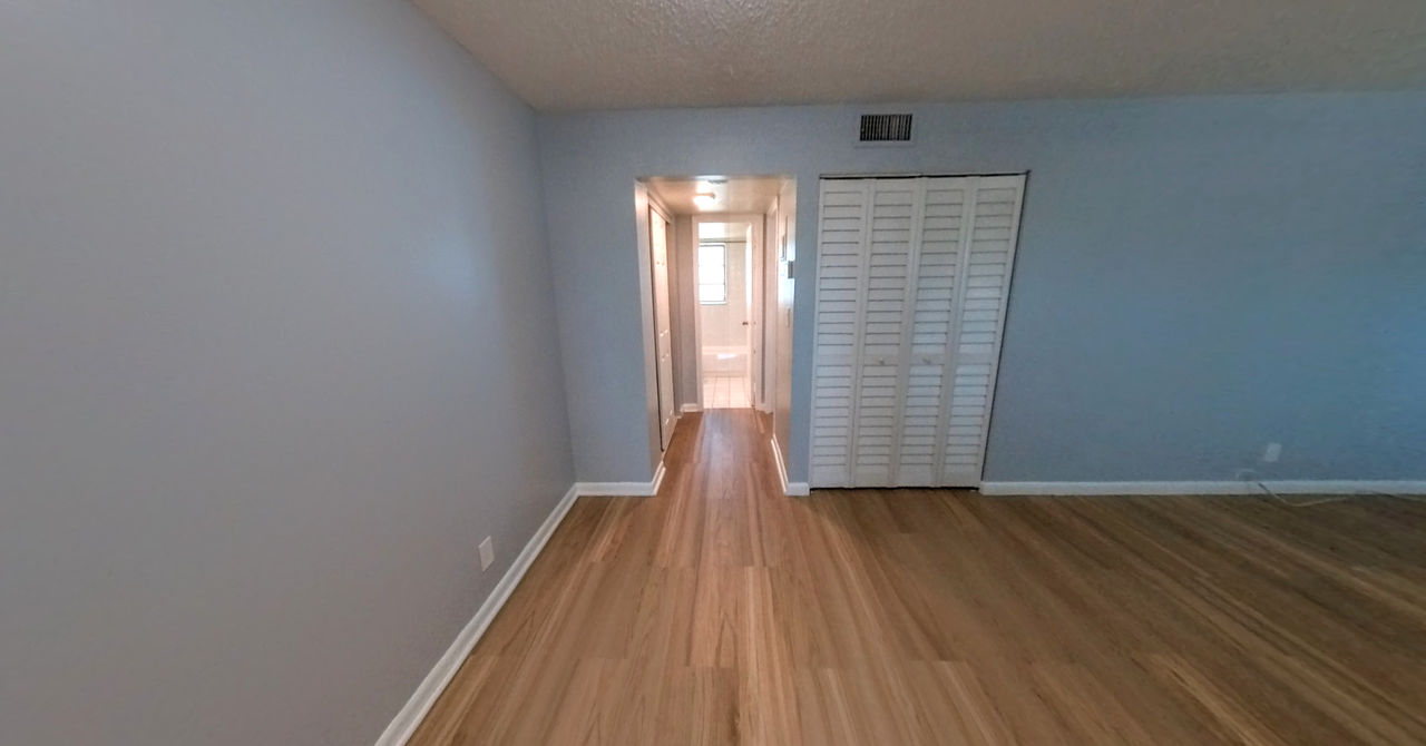 2301 Se 4th St #1 - Photo 6 of 22