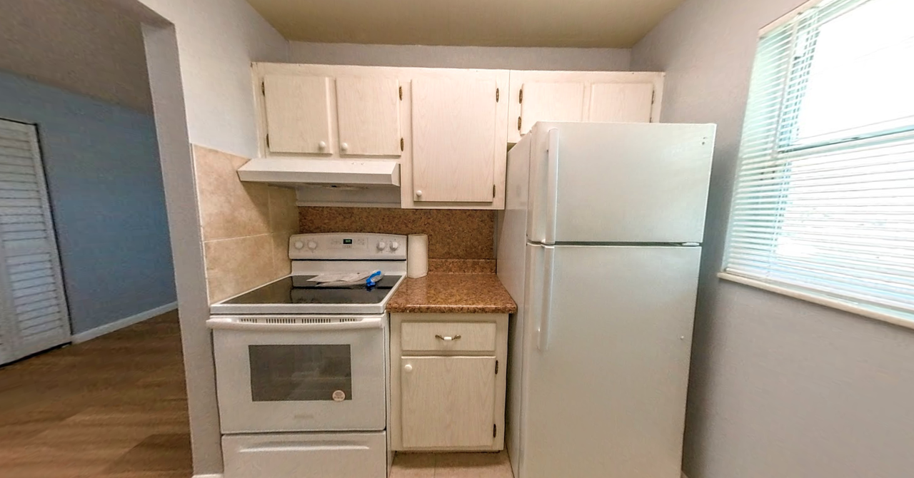 2301 Se 4th St #1 - Photo 7 of 22