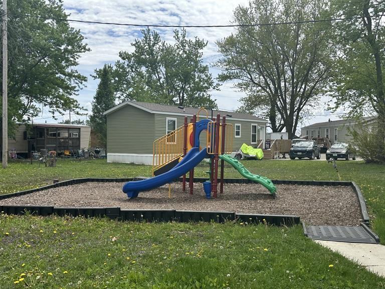 Maple Grove MHC, LLC - Photo 2 of 16