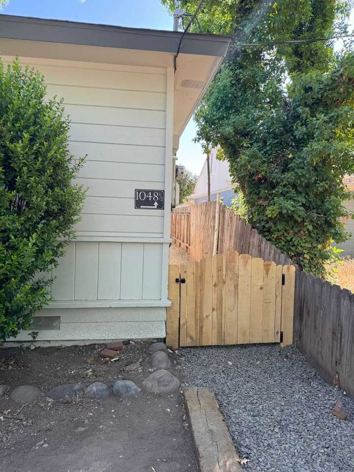 1048_1050 Warner - Photo 6 of 18