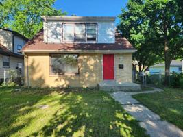 featured image of 5812 N 93rd St