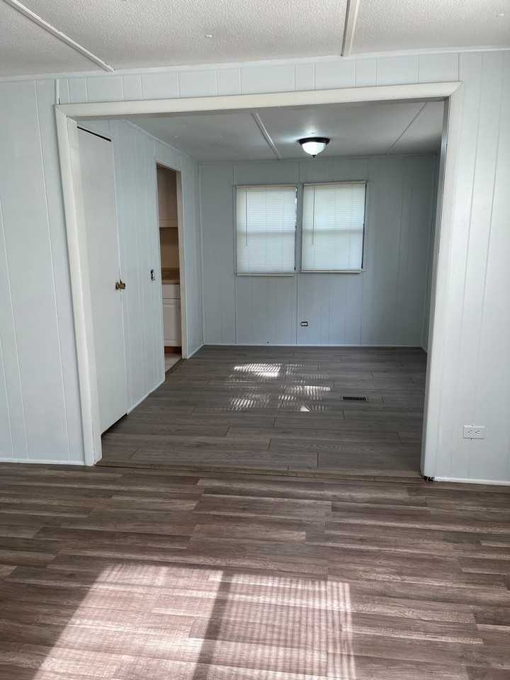 24 Agan Dr - Photo 5 of 15