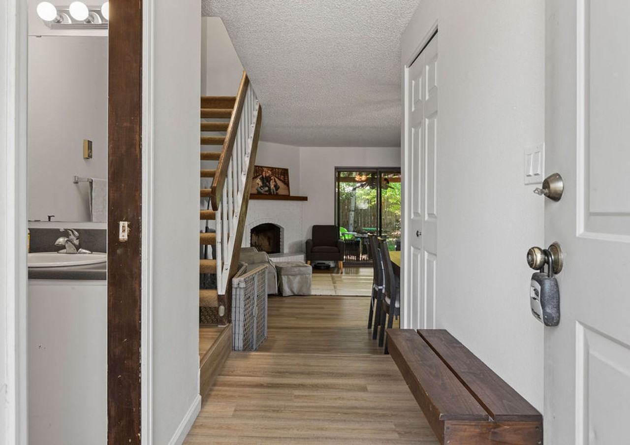 1925 Ross Ct - Photo 6 of 27