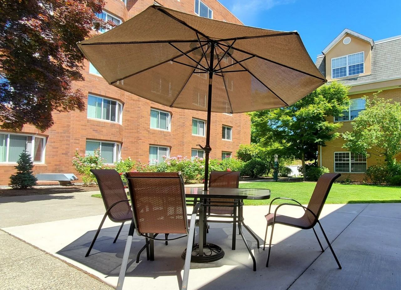 Life Manor Parkside - Photo 7 of 24