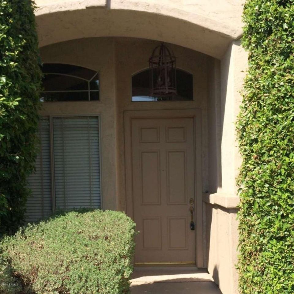 682 W Raven Dr - Photo 2 of 14