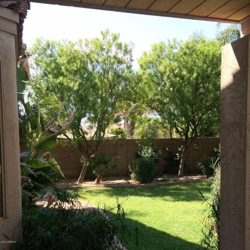 682 W Raven Dr - Photo 3 of 14