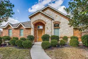 featured image of 1627 Summerfield Dr