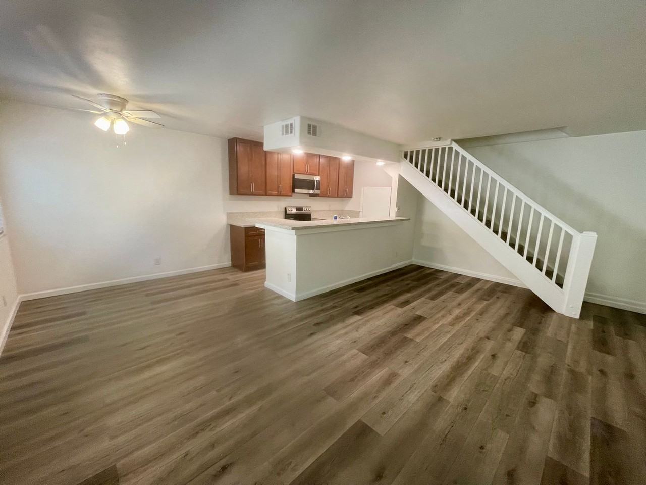 5540 Keoncrest - Photo 2 of 8