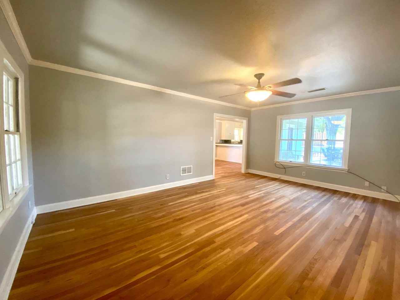 1805 Winsted Ln - Photo 3 of 29