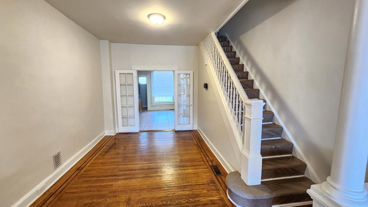 3216 W Belvedere Ave - Photo 3 of 14