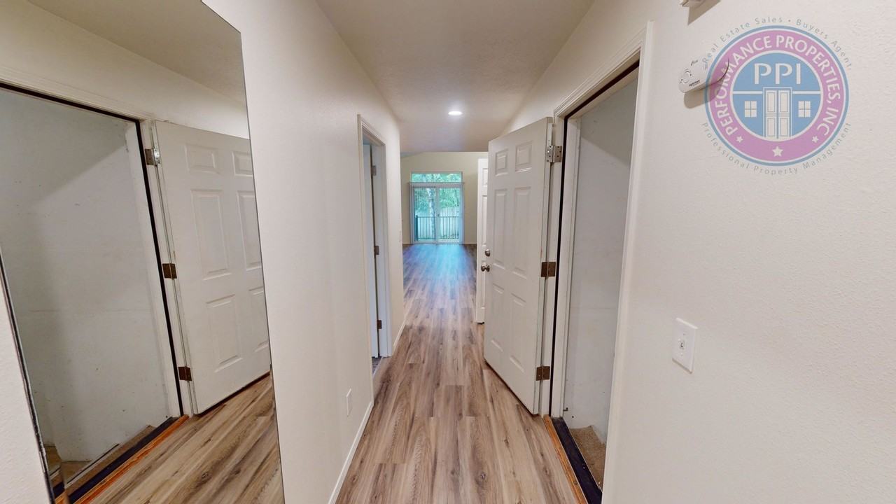 38943 Cascadia Village Dr - Photo 2 of 21
