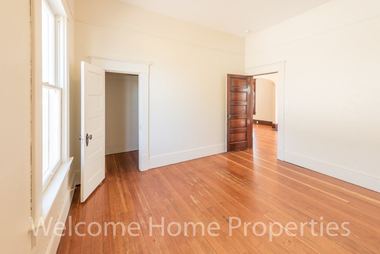 1125 W Pine St - Photo 6 of 23
