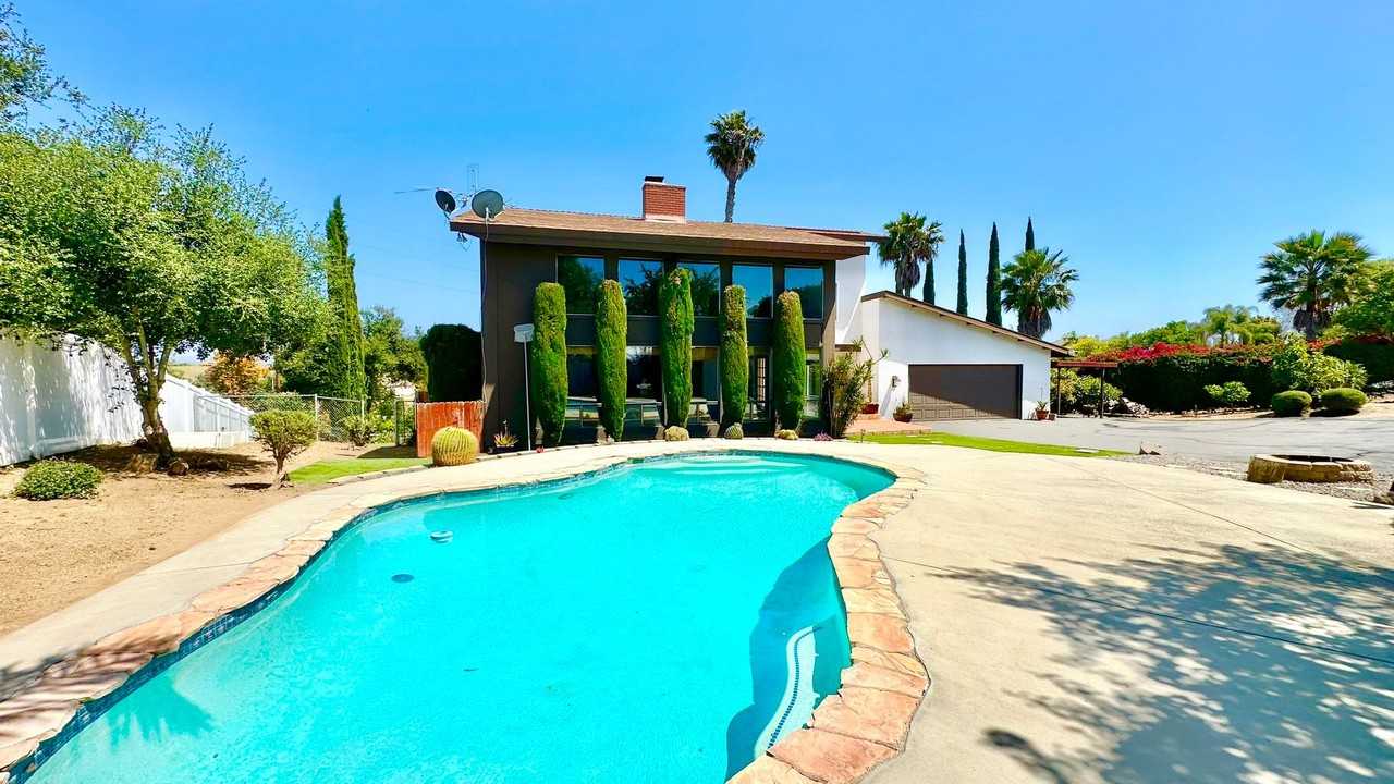 2231 Brooke Rd - Photo 3 of 47