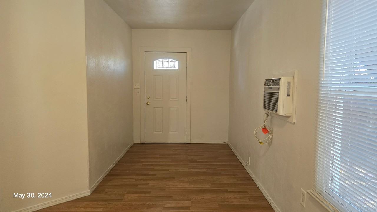 611 Bell Dr - Photo 3 of 20
