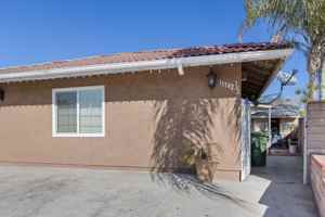 featured image of 11742 1/2 Rincon Ave