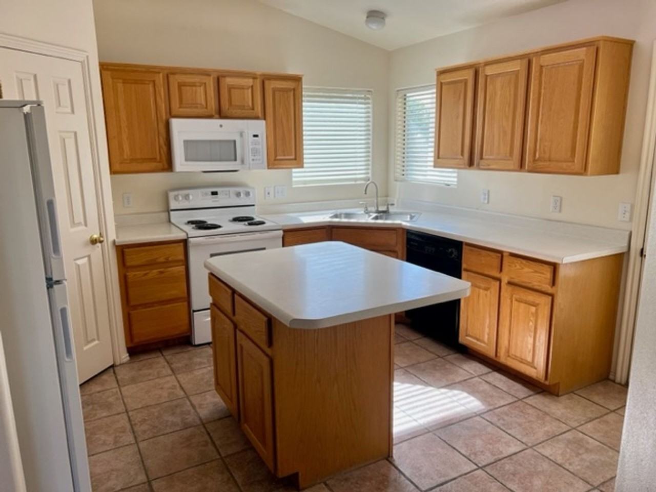 92 North 2040 East - Photo 4 of 7