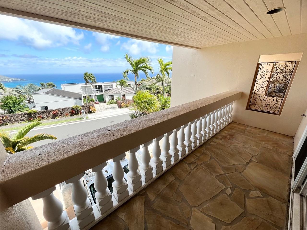 619 Puuikena Dr - Photo 4 of 15