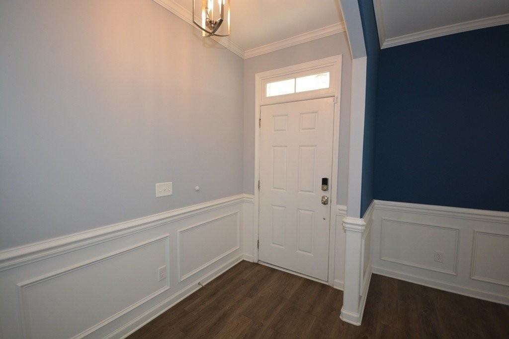 1 Symphony Ct - Photo 2 of 38