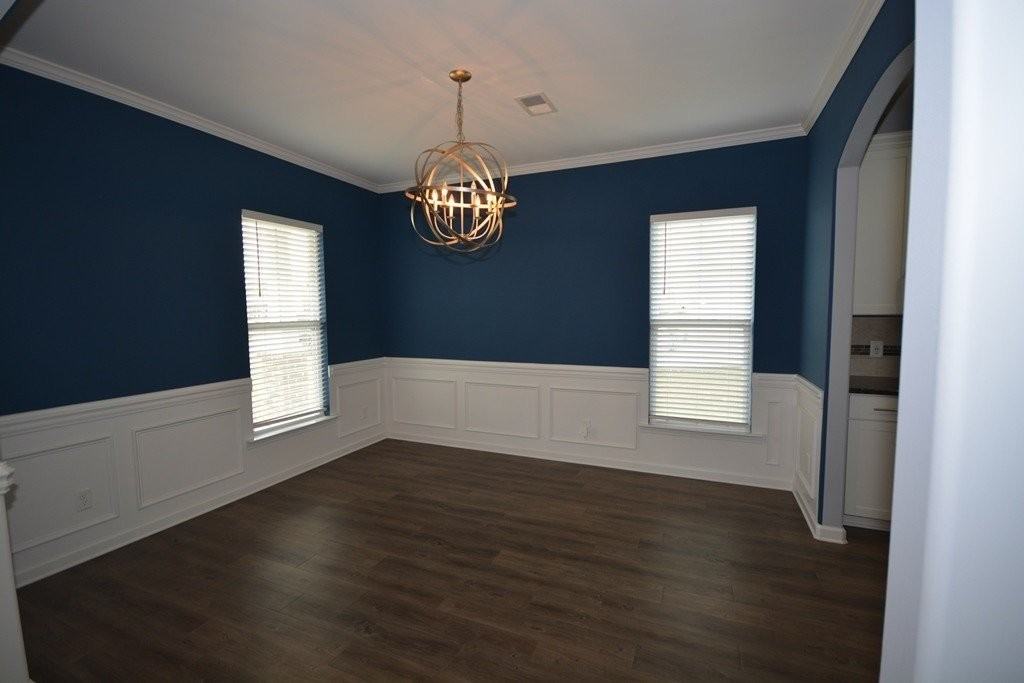 1 Symphony Ct - Photo 4 of 38