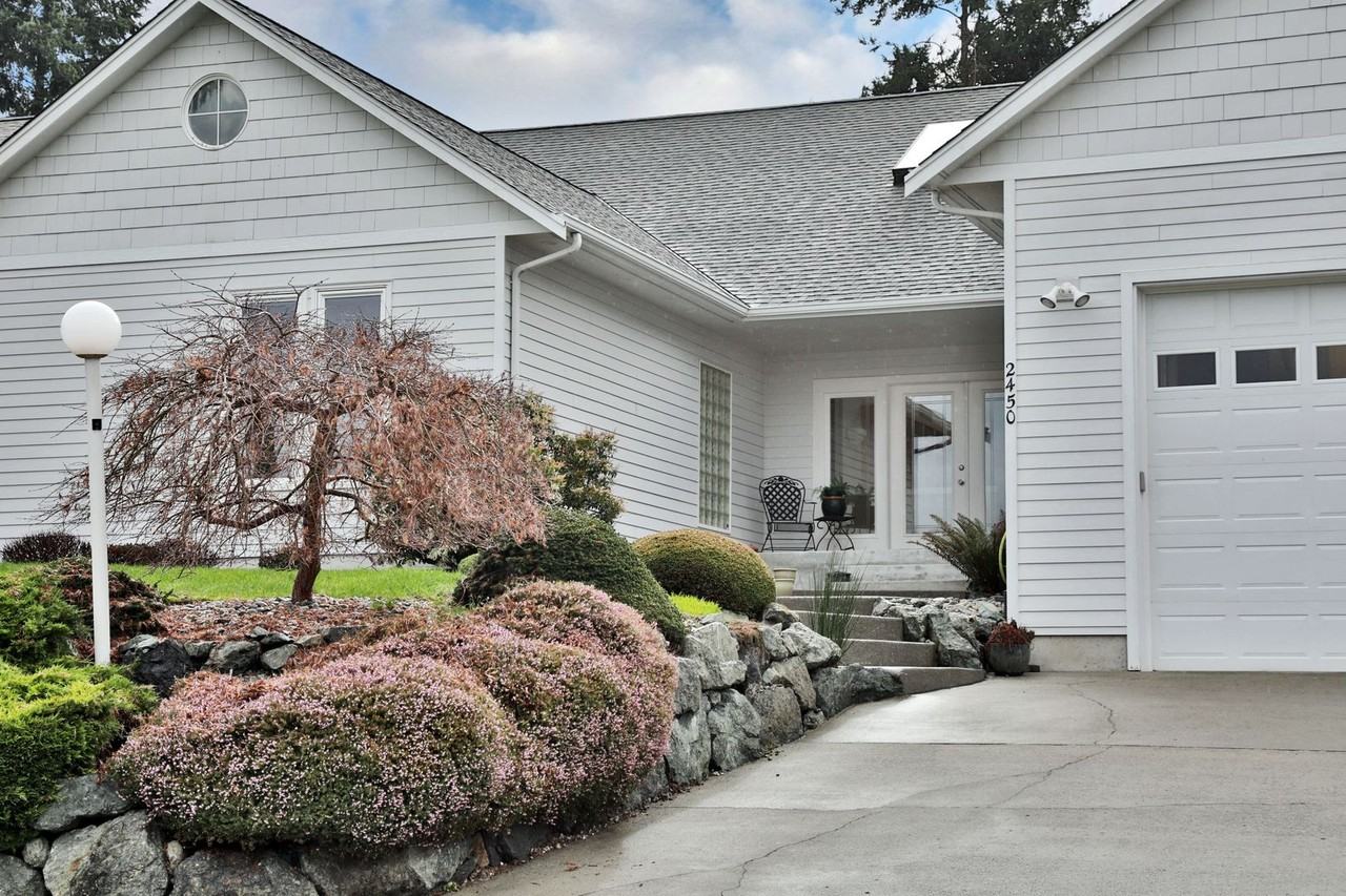 2450 Discovery Pl - Photo 2 of 50