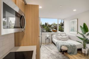 featured image of 949 N 80th St