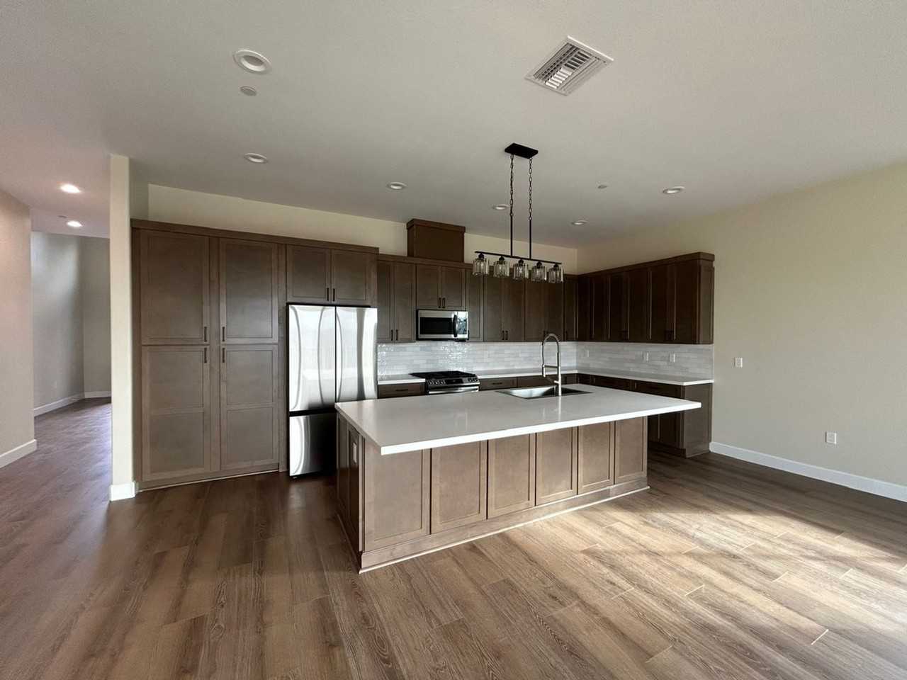 Valley Heights Dr - Photo 2 of 32