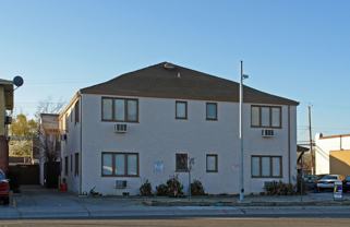 University Manor Apartments - Photo 1 of 1