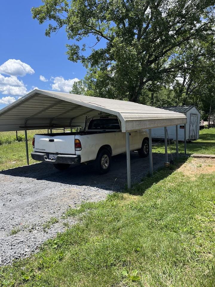 271 W Mcguinn Rd - Photo 2 of 11