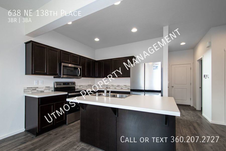 638 Ne 138th Pl - Photo 2 of 11