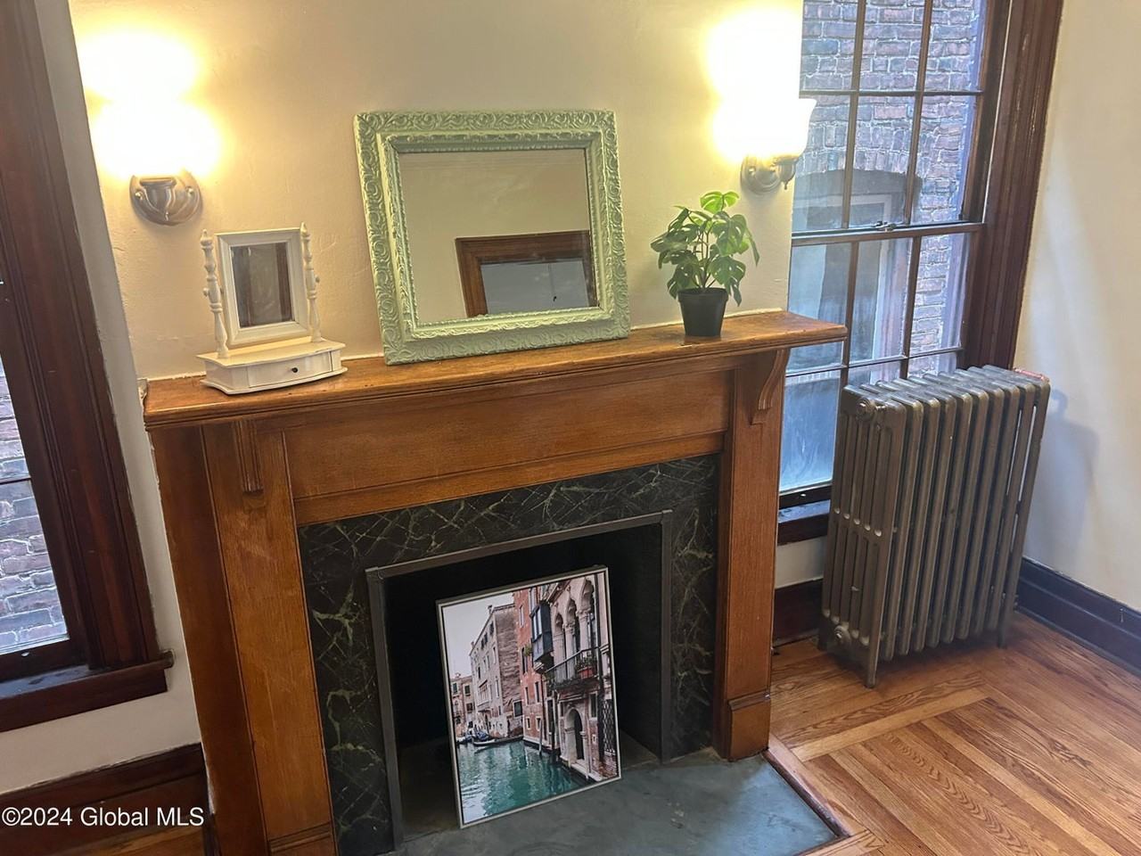 2916 6th Ave #2 - Photo 3 of 11