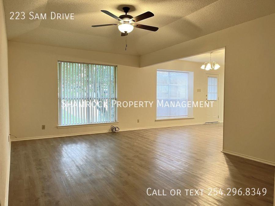 223 Sam Dr - Photo 2 of 14