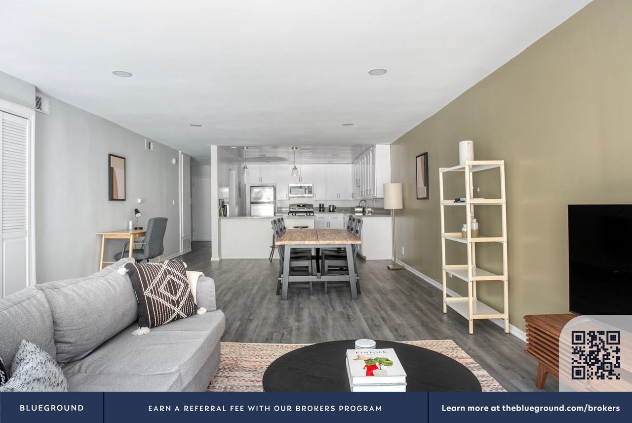 170 North Crescent Drive - Photo 5 of 49