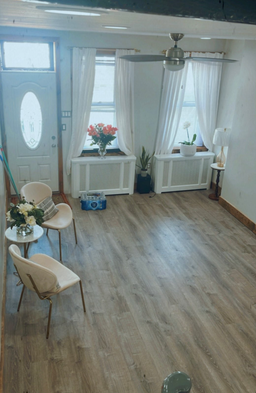 2735 N Mascher St - Photo 2 of 8