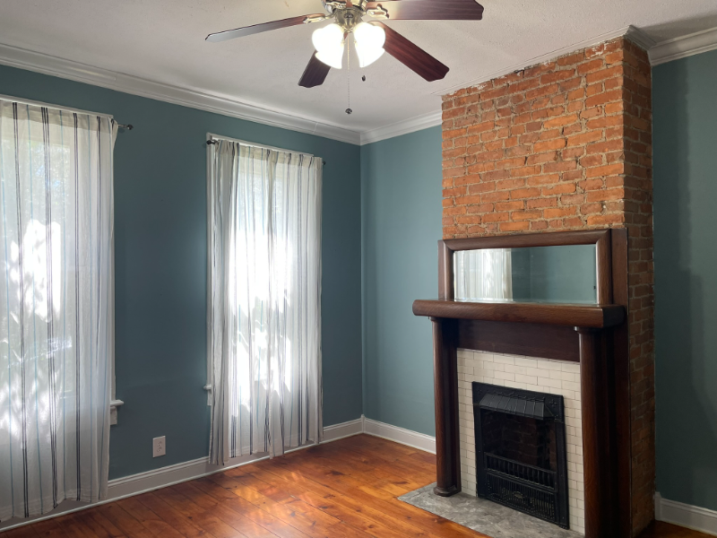 1081 Harrison Ave - Photo 3 of 17