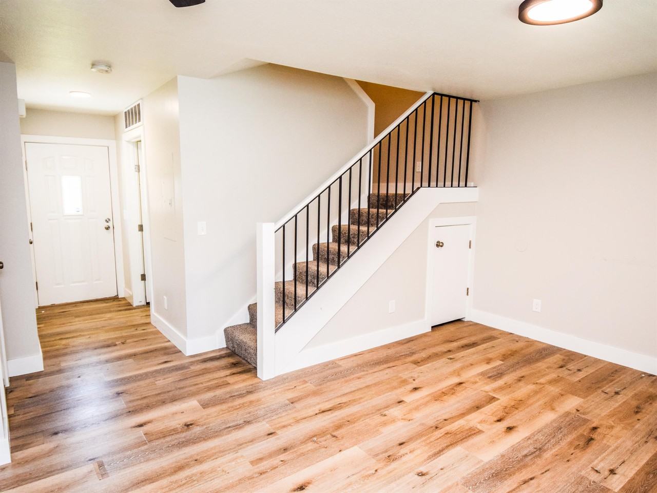 60 N Center St #3 - Photo 7 of 27