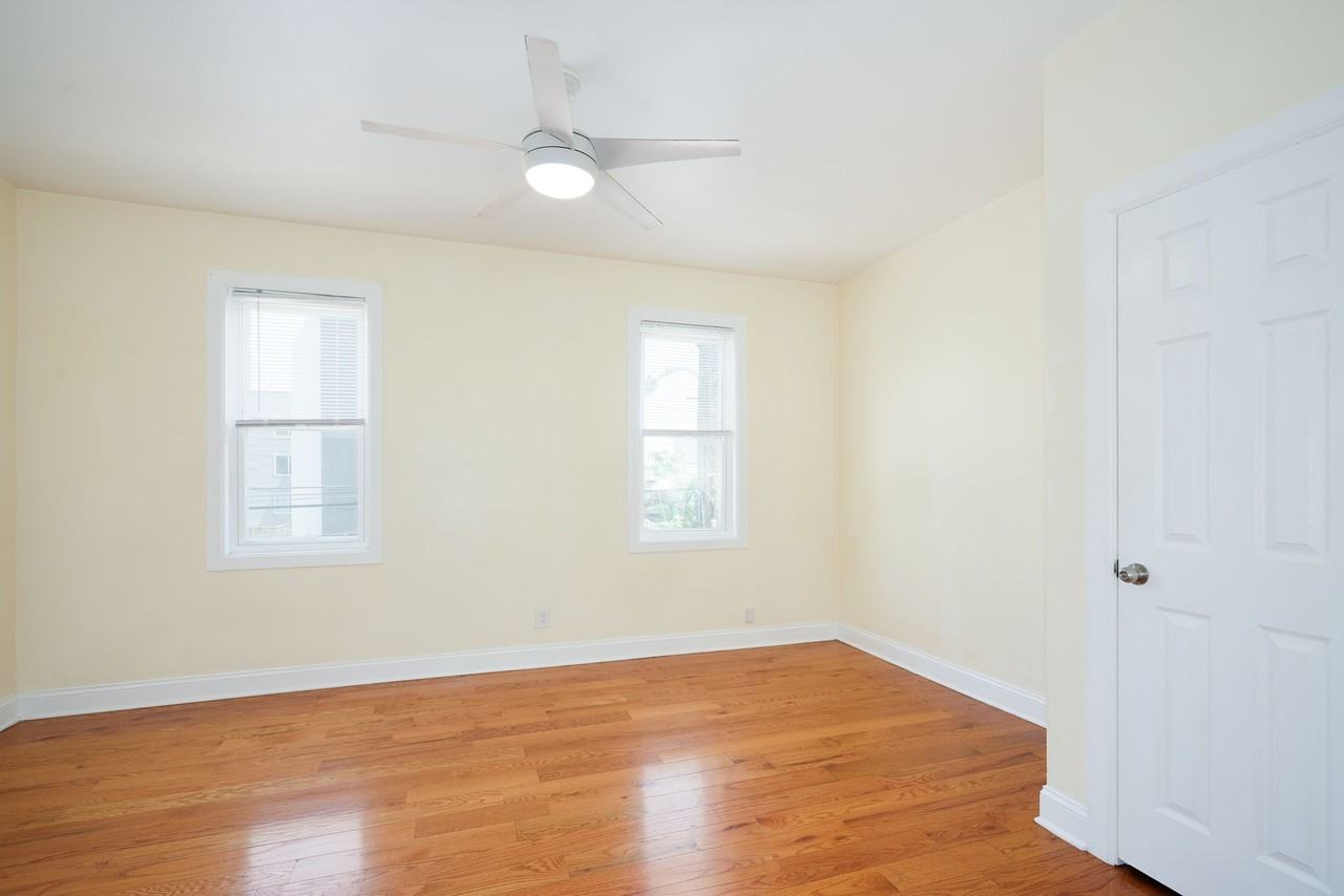 1940 N Marshall St #2 - Photo 6 of 16