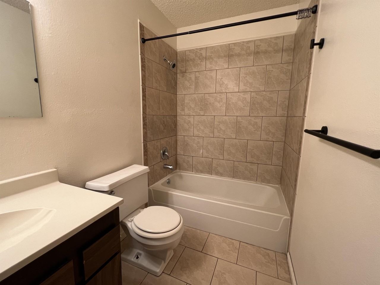 2204 N Campus Dr #3 - Photo 7 of 12