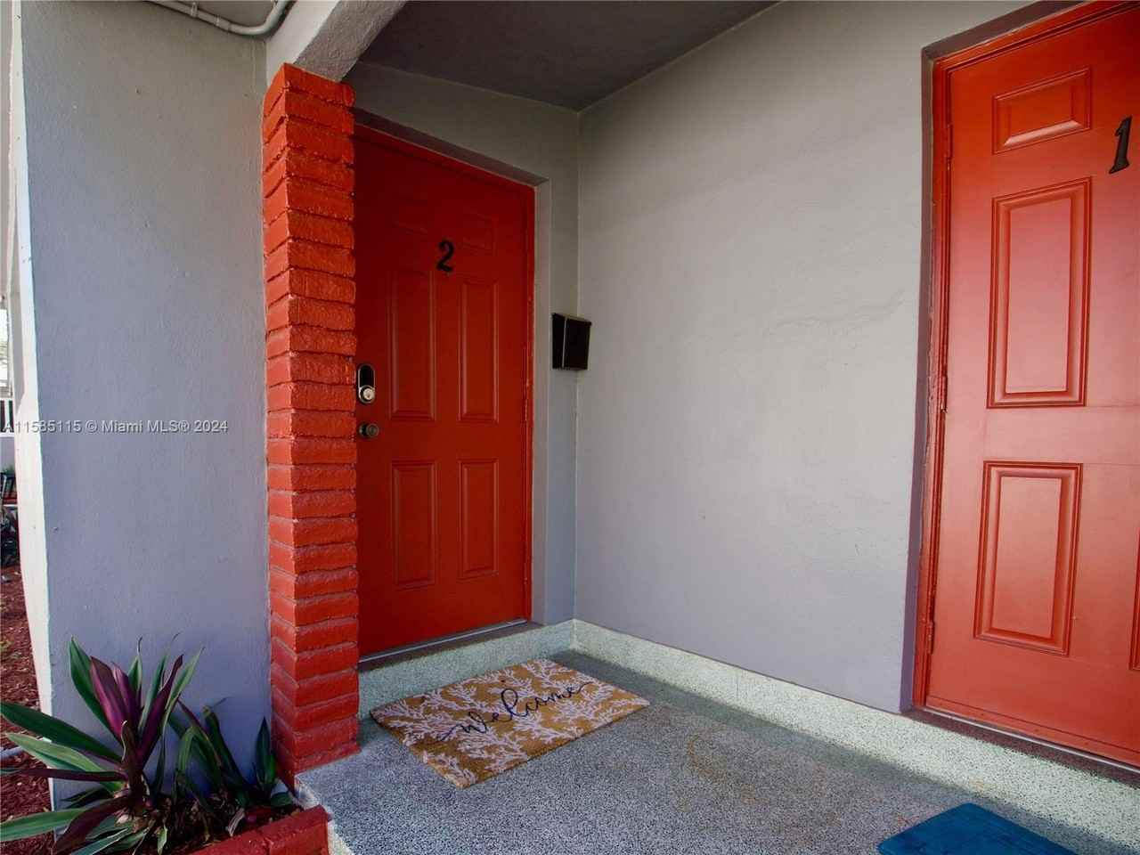 1934 Madison St #2 - Photo 2 of 8
