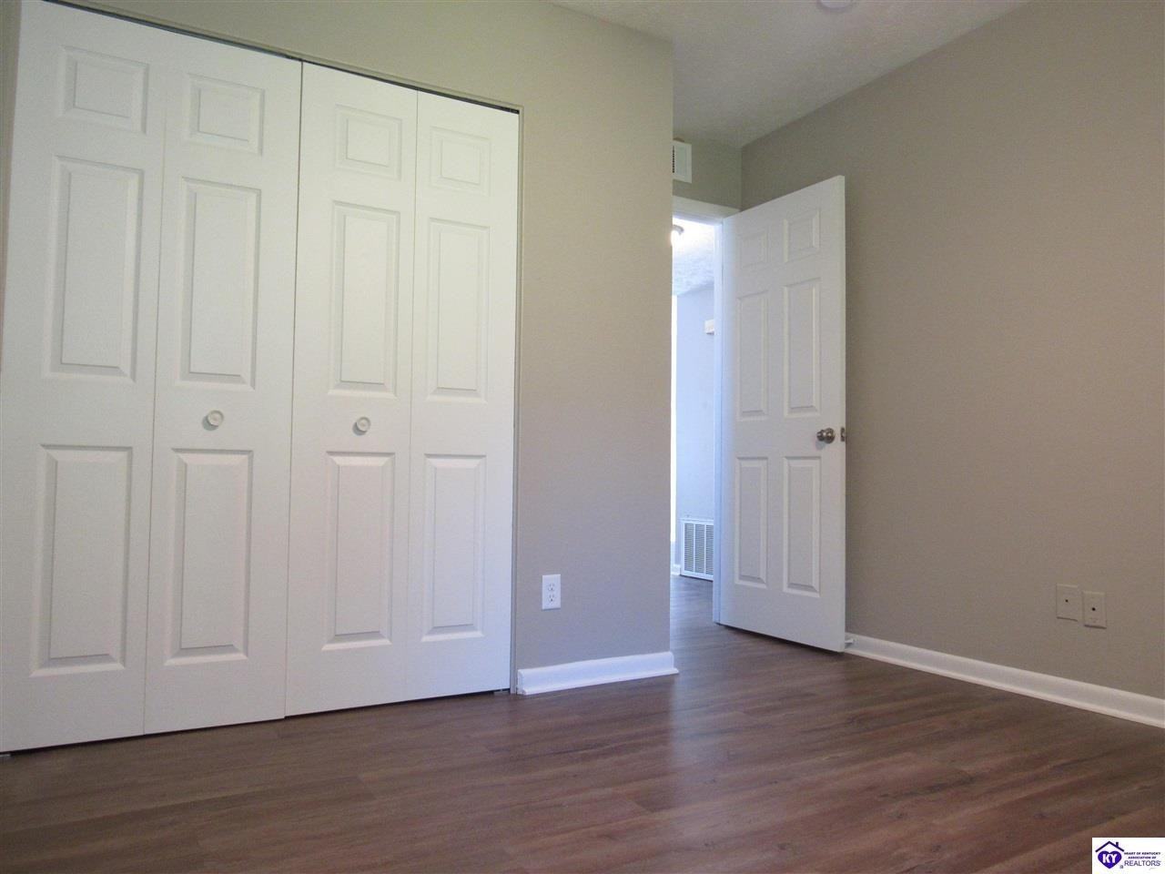 246 Metts Ct #1 - Photo 7 of 10