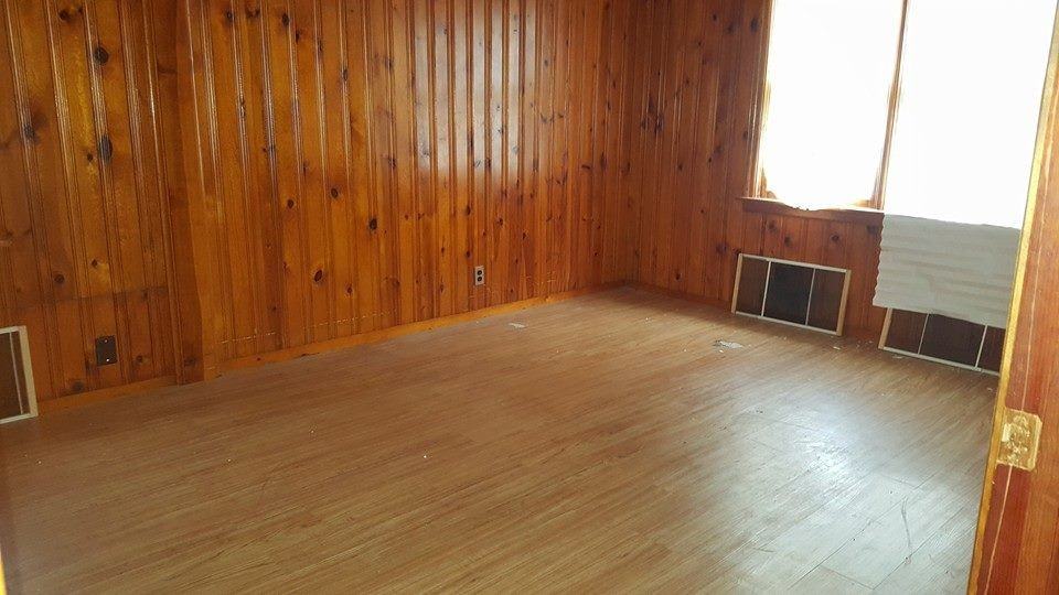 13707 South School Street - Photo 2 of 14