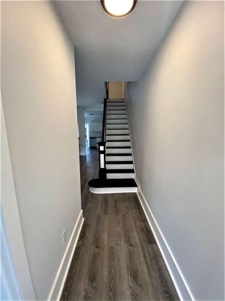 515 Thomas St - Photo 4 of 10