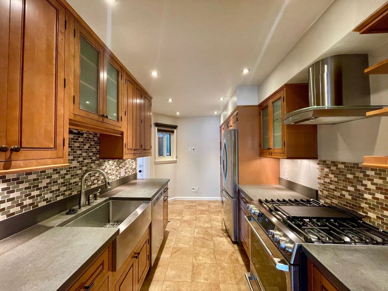 401 E California Blvd - Photo 3 of 31