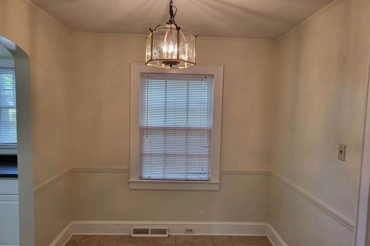 2206 Randall St - Photo 2 of 13