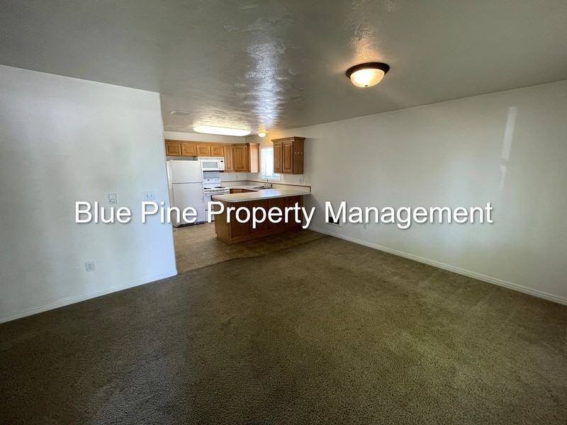 3156 Chasewood Dr #1 - Photo 2 of 8