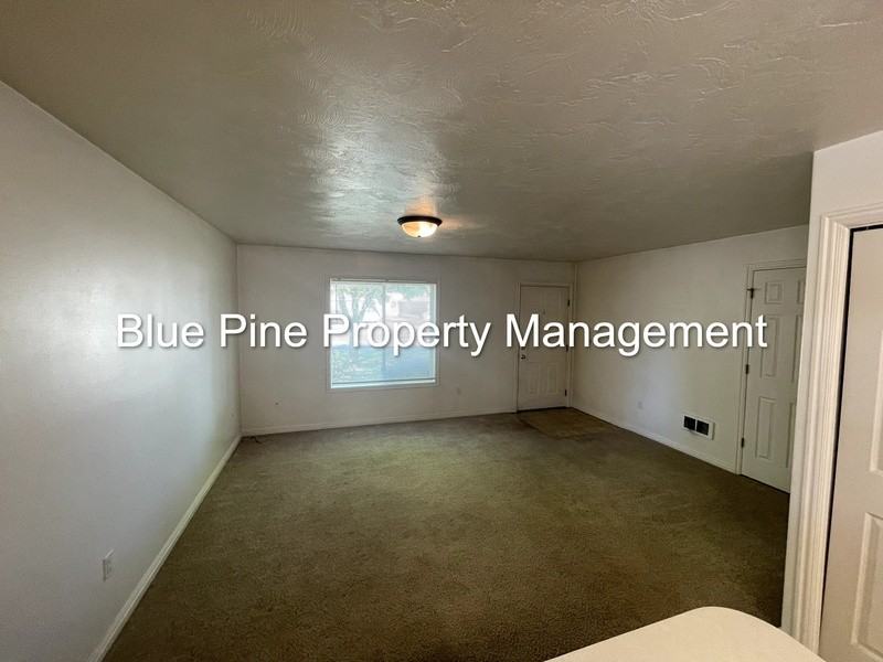3156 Chasewood Dr #1 - Photo 4 of 8