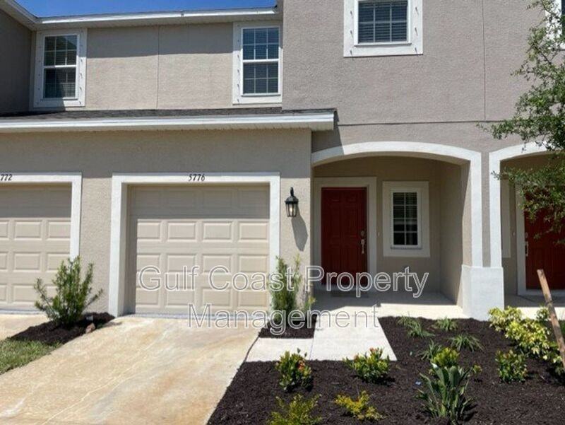 5776 Haven Ter - Photo 2 of 25