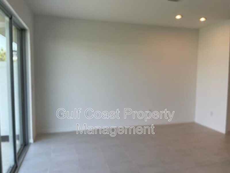 5776 Haven Ter - Photo 7 of 25